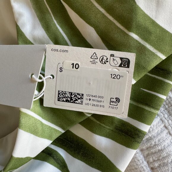 COS HALTERNECK CUTOUT SCUBA SWIMSUIT - Picture 4 of 6